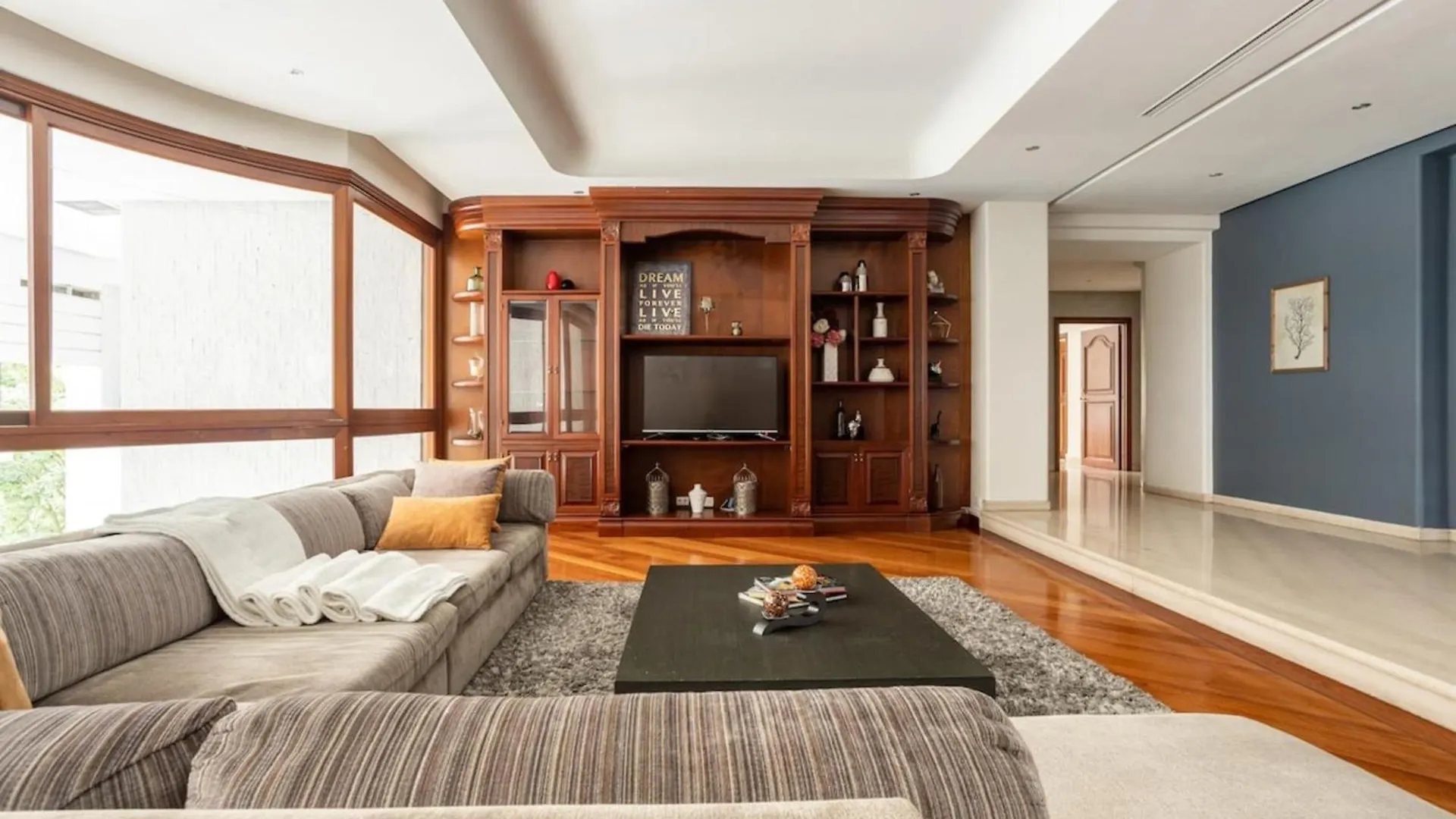 Apartment Stunning Luxury Penthouse With Spa And Concierge Medellin