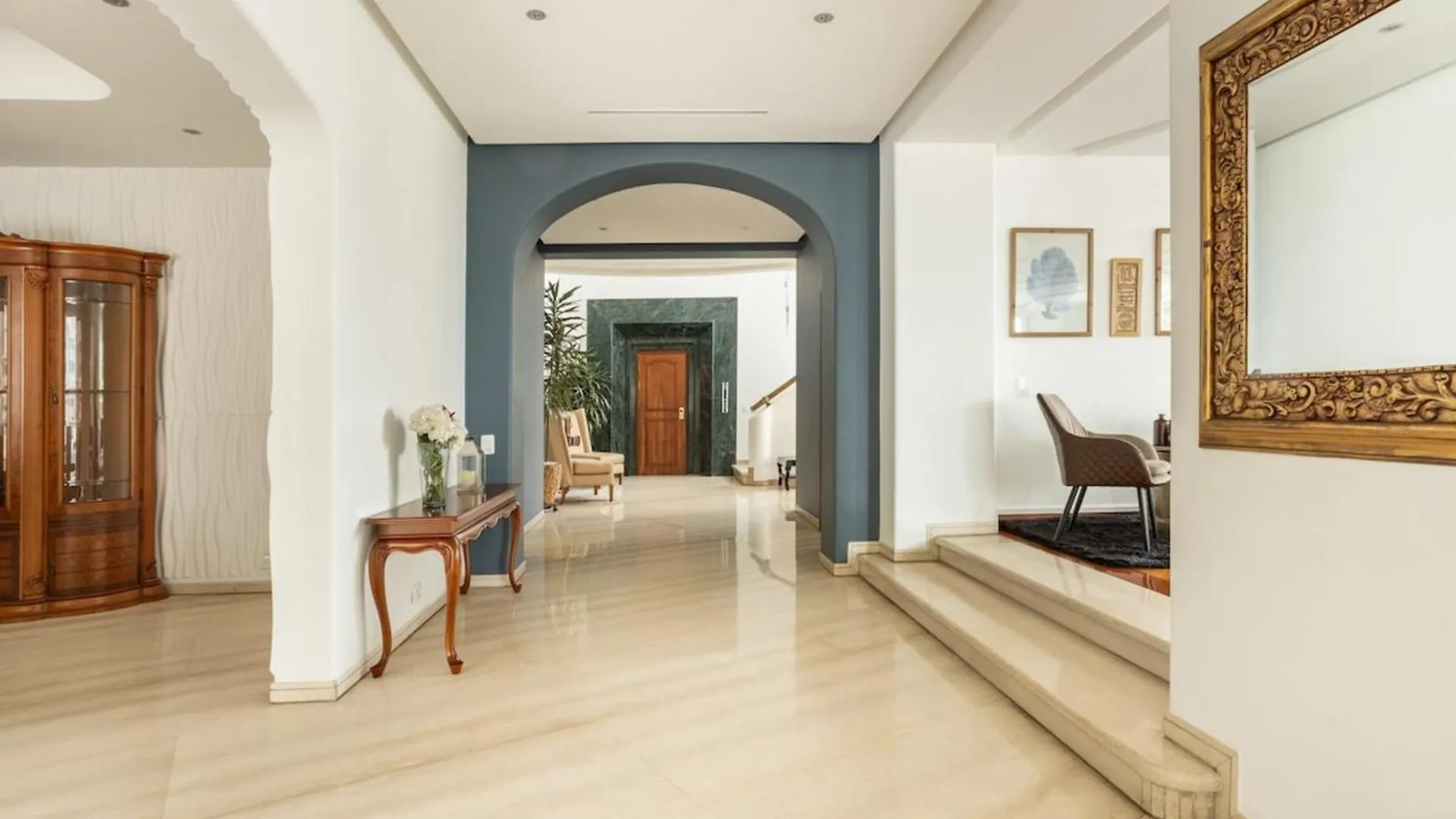 Apartment Stunning Luxury Penthouse With Spa And Concierge Medellin
