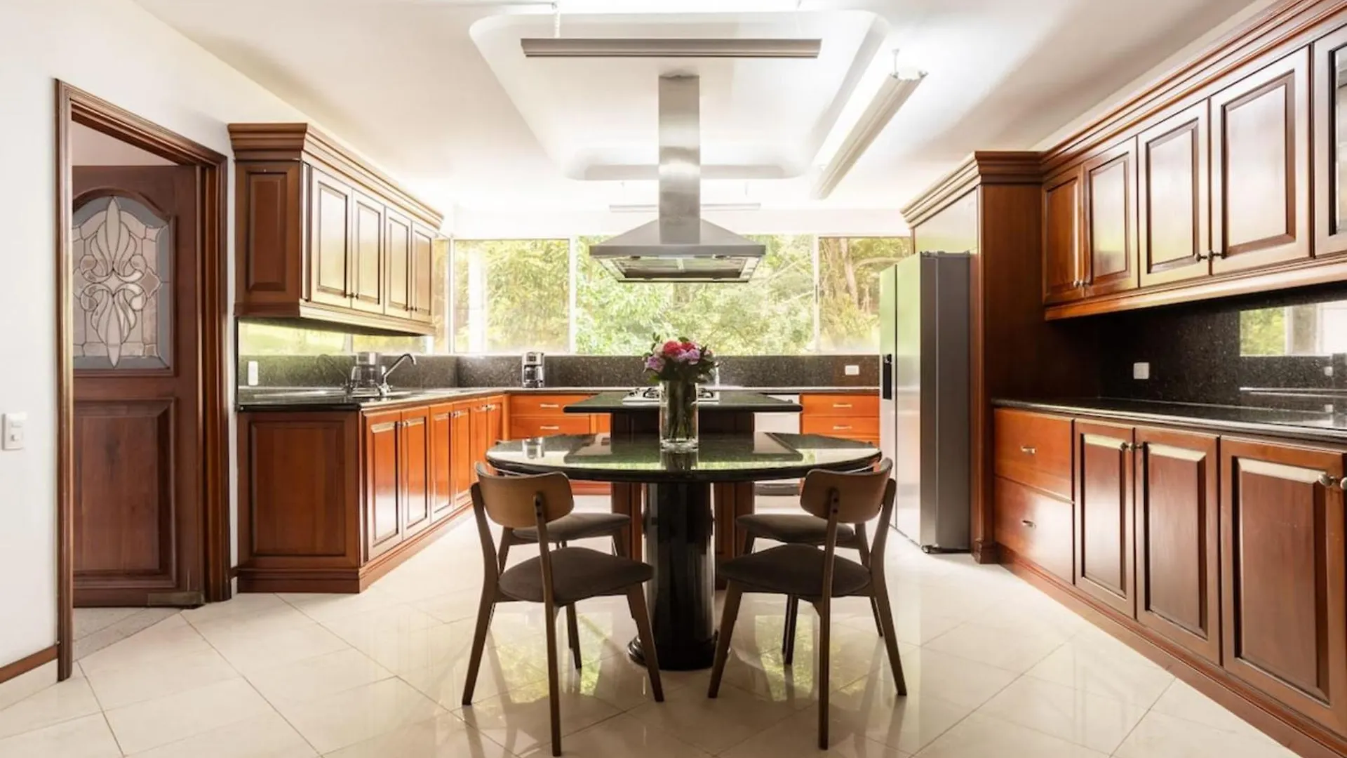 Stunning Luxury Penthouse With Spa And Concierge Medellín