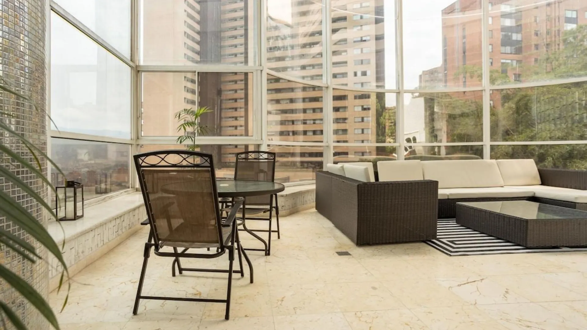 Stunning Luxury Penthouse With Spa And Concierge Medellín