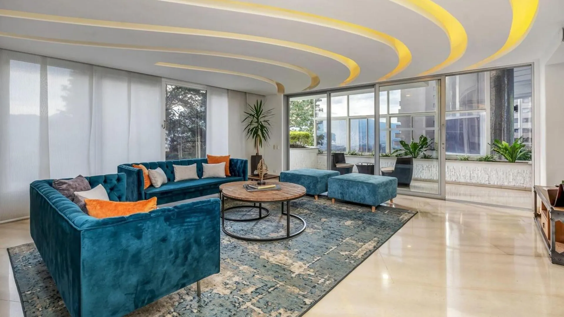Daire Stunning Luxury Penthouse With Spa And Concierge Medellín