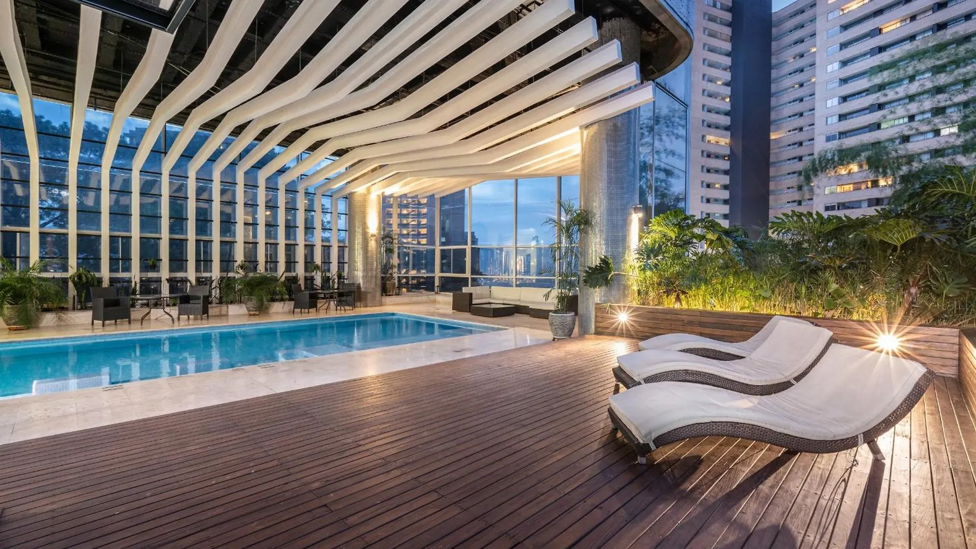 Stunning Luxury Penthouse With Spa And Concierge Medellín Kolombiya