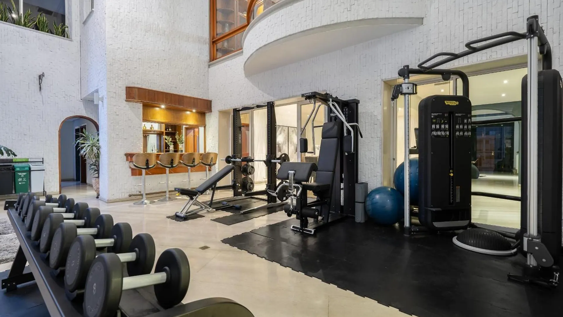 Stunning Luxury Penthouse With Spa And Concierge 麦德林 0*,  哥伦比亚